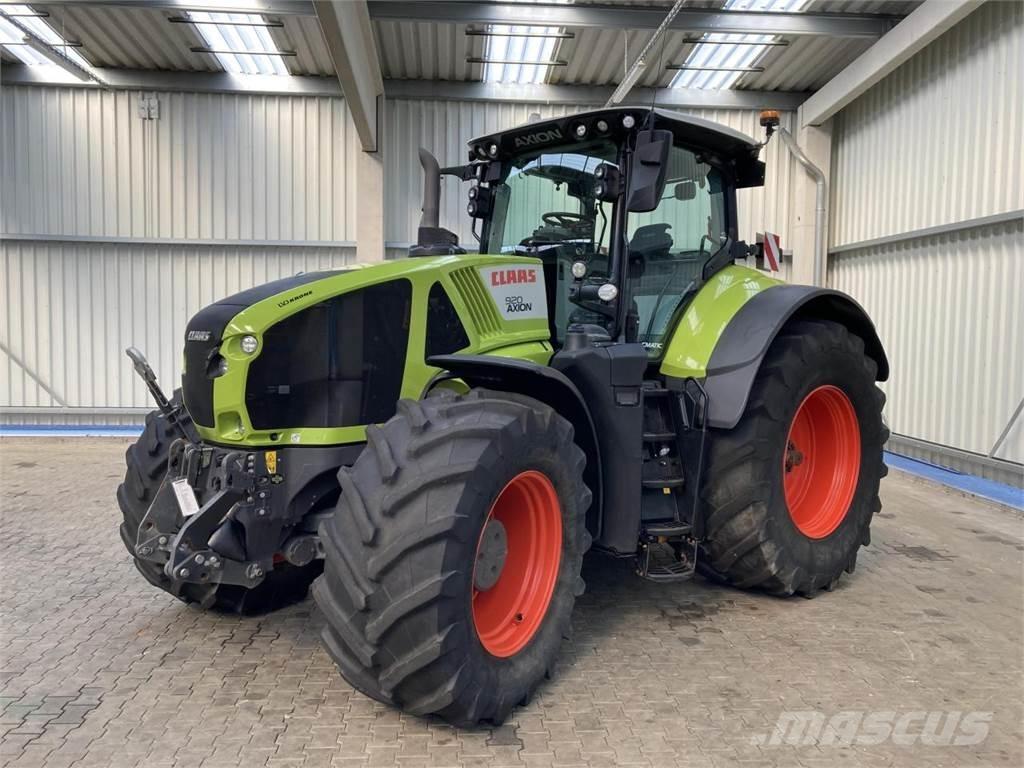 CLAAS Axion 920 Trattori