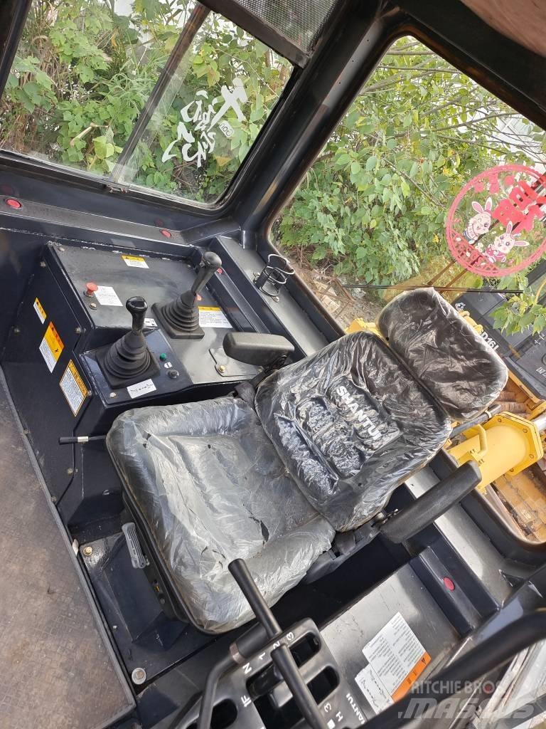 Shantui SD 32 Dozer cingolati