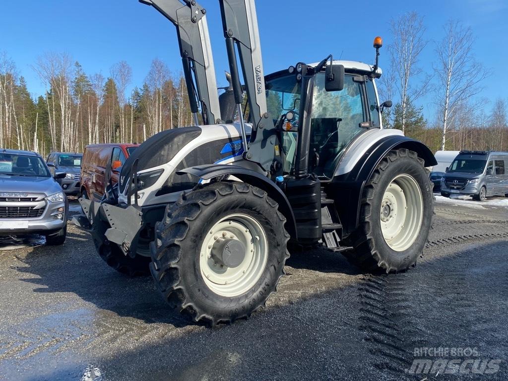 Valtra T 174 Trattori