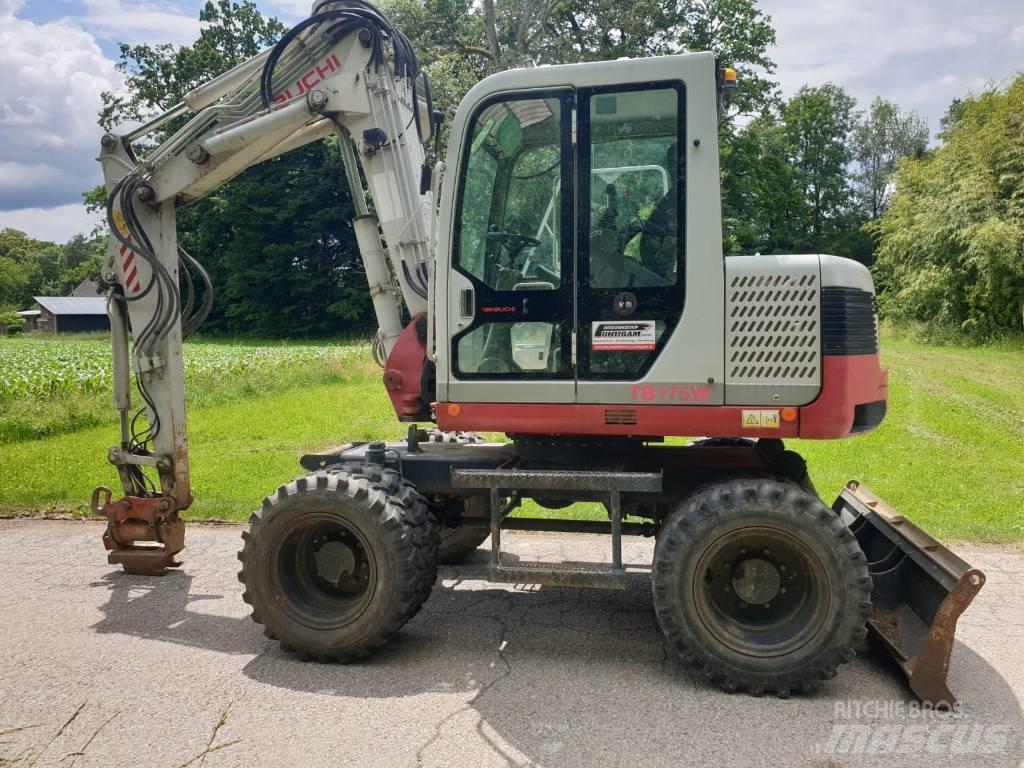 Takeuchi TB175W Escavatori gommati