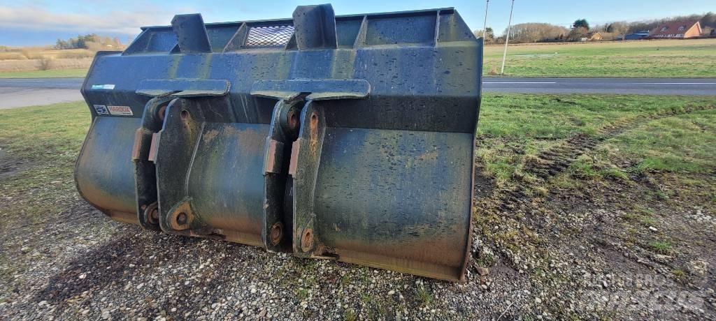 Ljungby L30 Benne