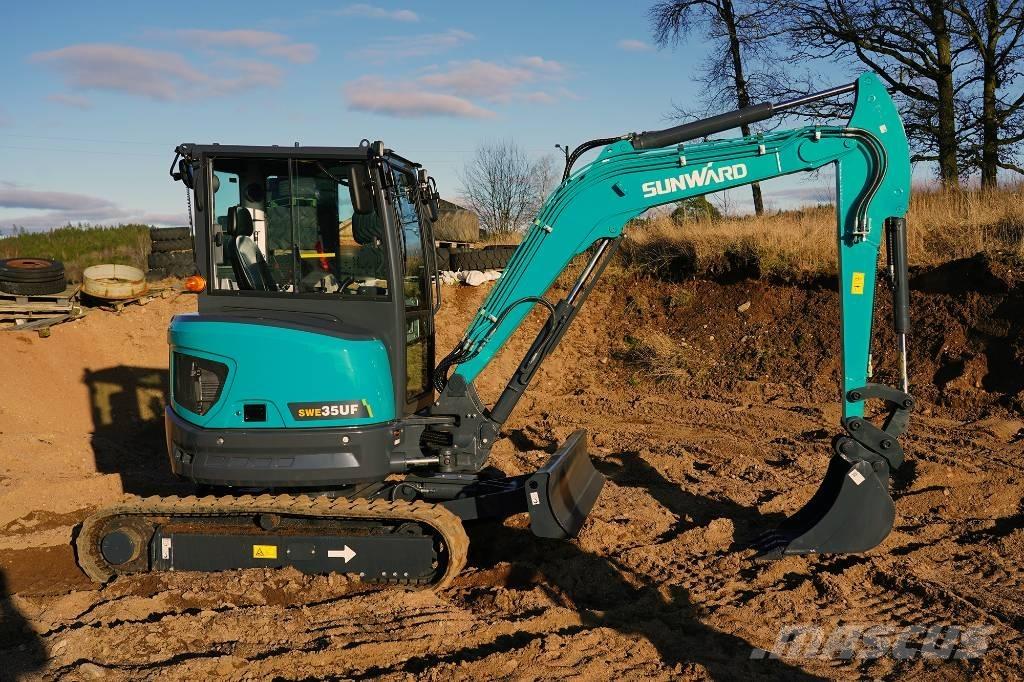 Sunward SWE 35 UF Miniescavatori