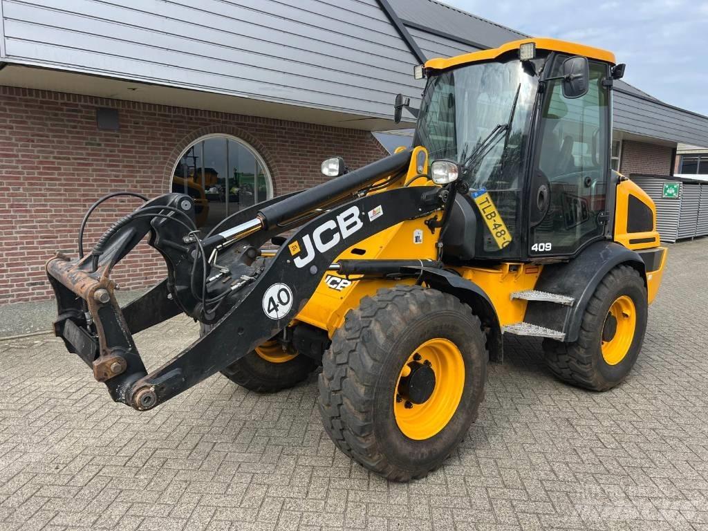 JCB 409 Agri shovel Pale gommate