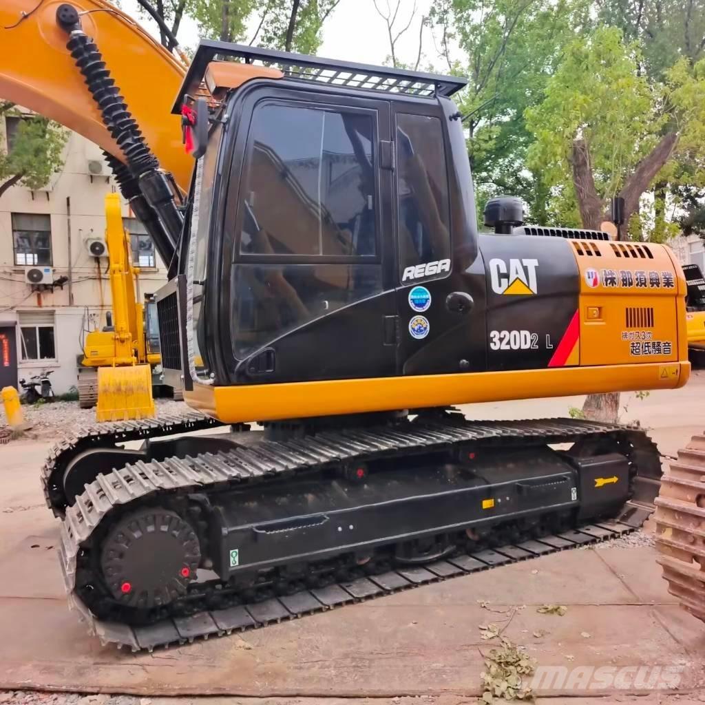 CAT 320 D2L Escavatori cingolati