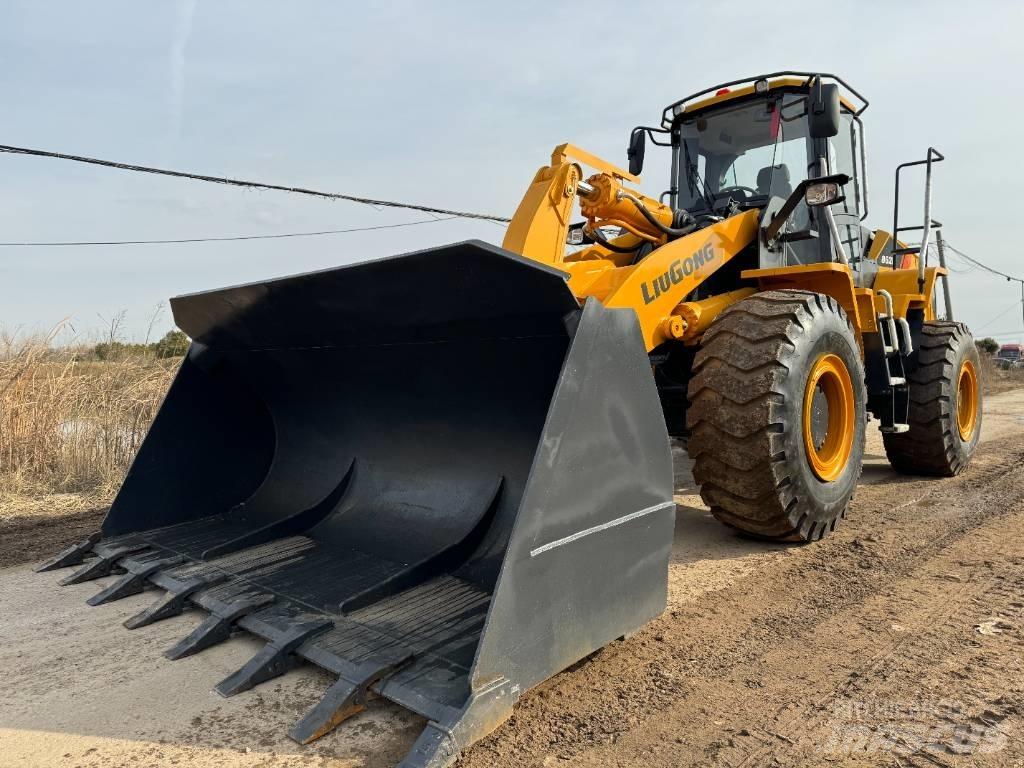 LiuGong 870 H Pale gommate