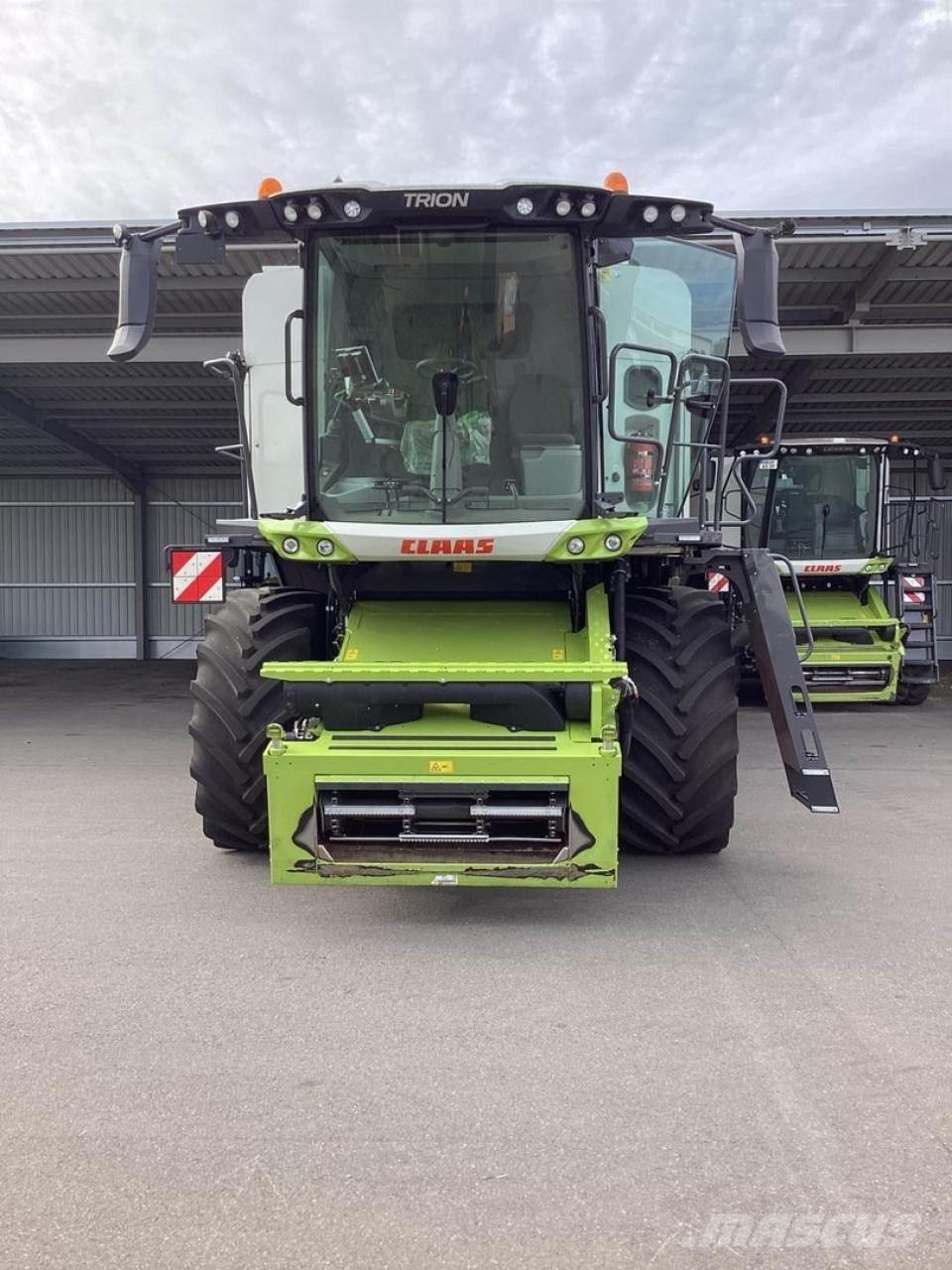 CLAAS Trion 520 Mietitrebbiatrici