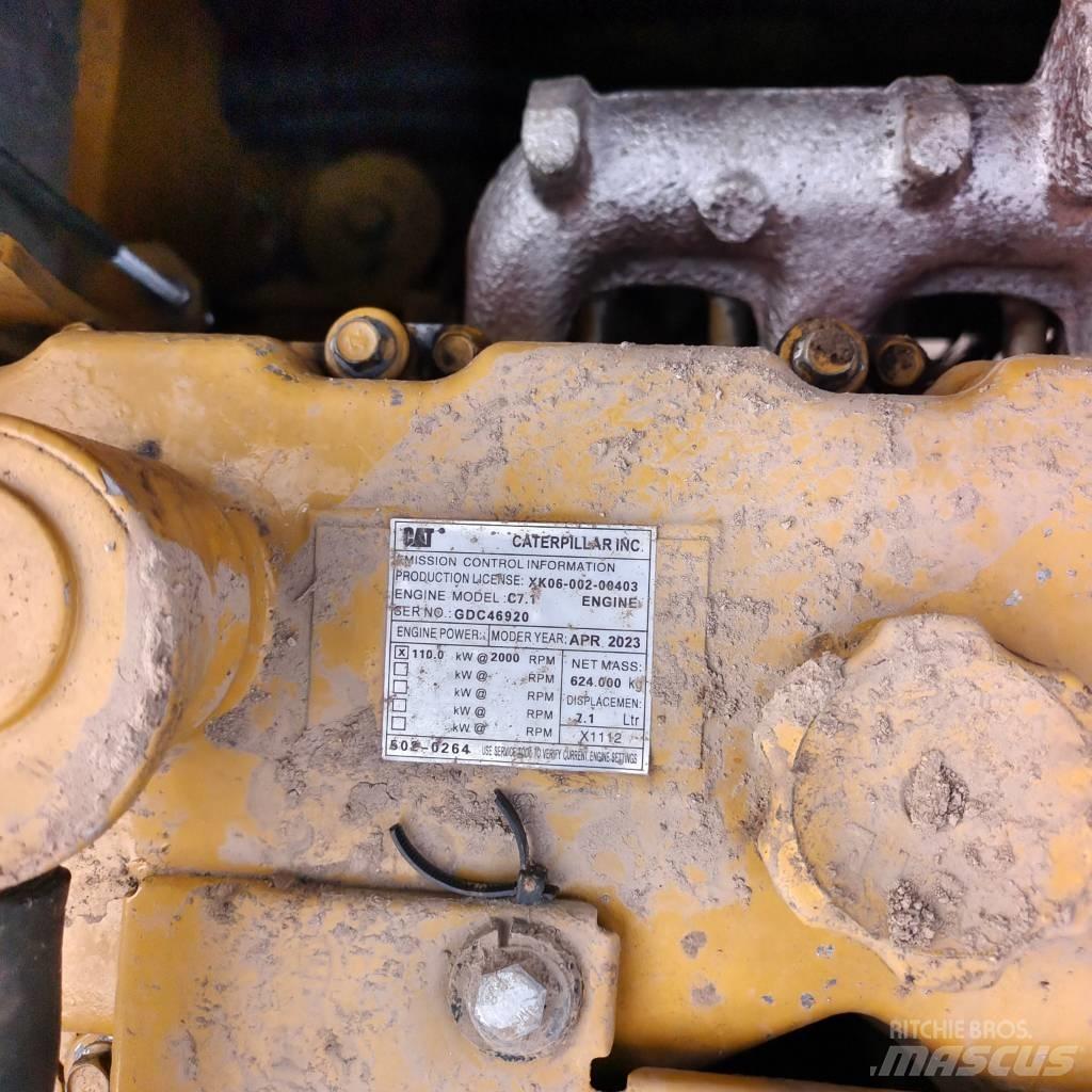 CAT 320 D Escavatori cingolati