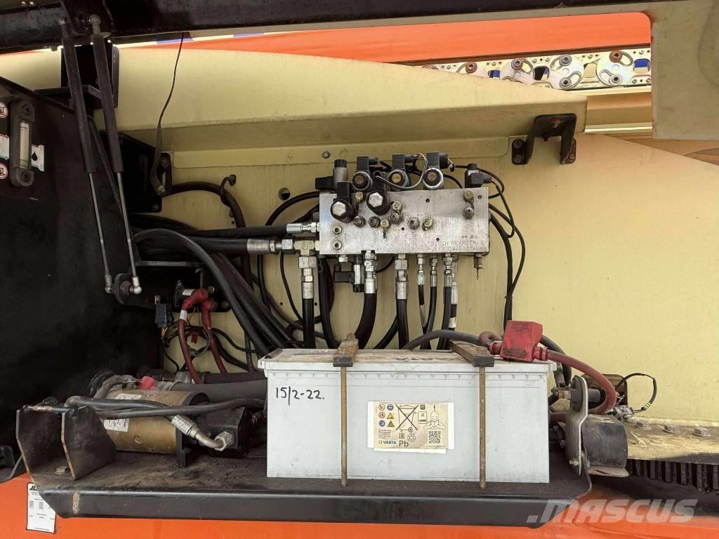 JLG 1350 SJP Piattaforme a braccio telescopico
