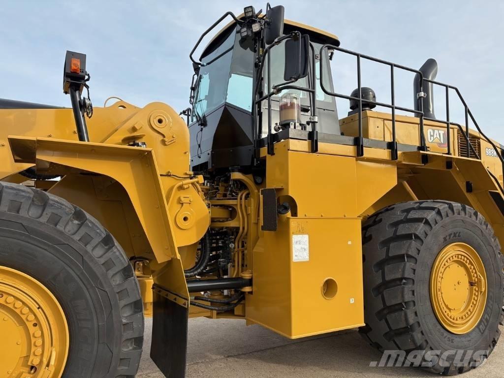 CAT 988 K Pale gommate