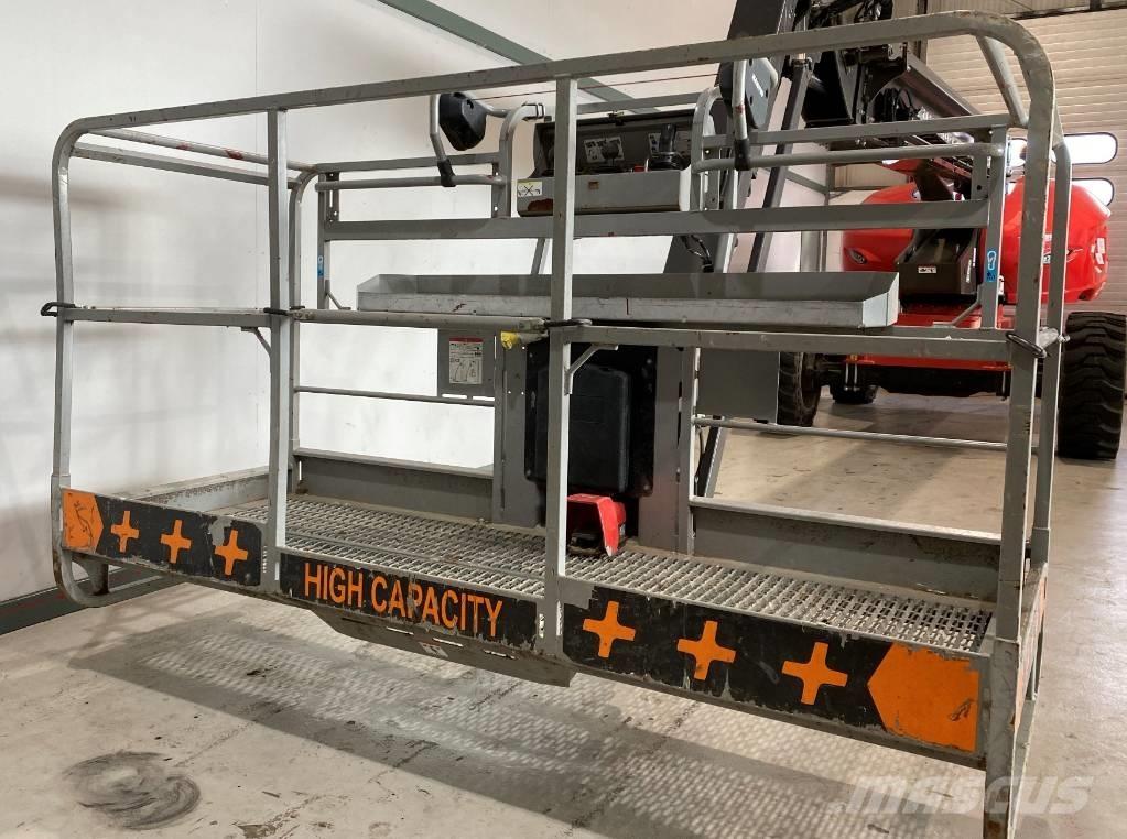 Manitou 220 TJ Piattaforme a braccio telescopico