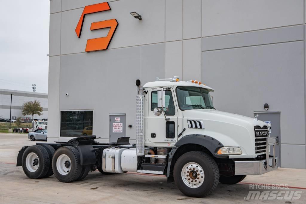 Mack Granite GU 813 Camion ribaltabili