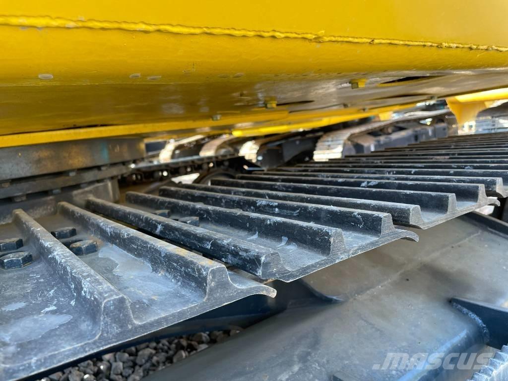 Komatsu 130-7 Escavatori cingolati