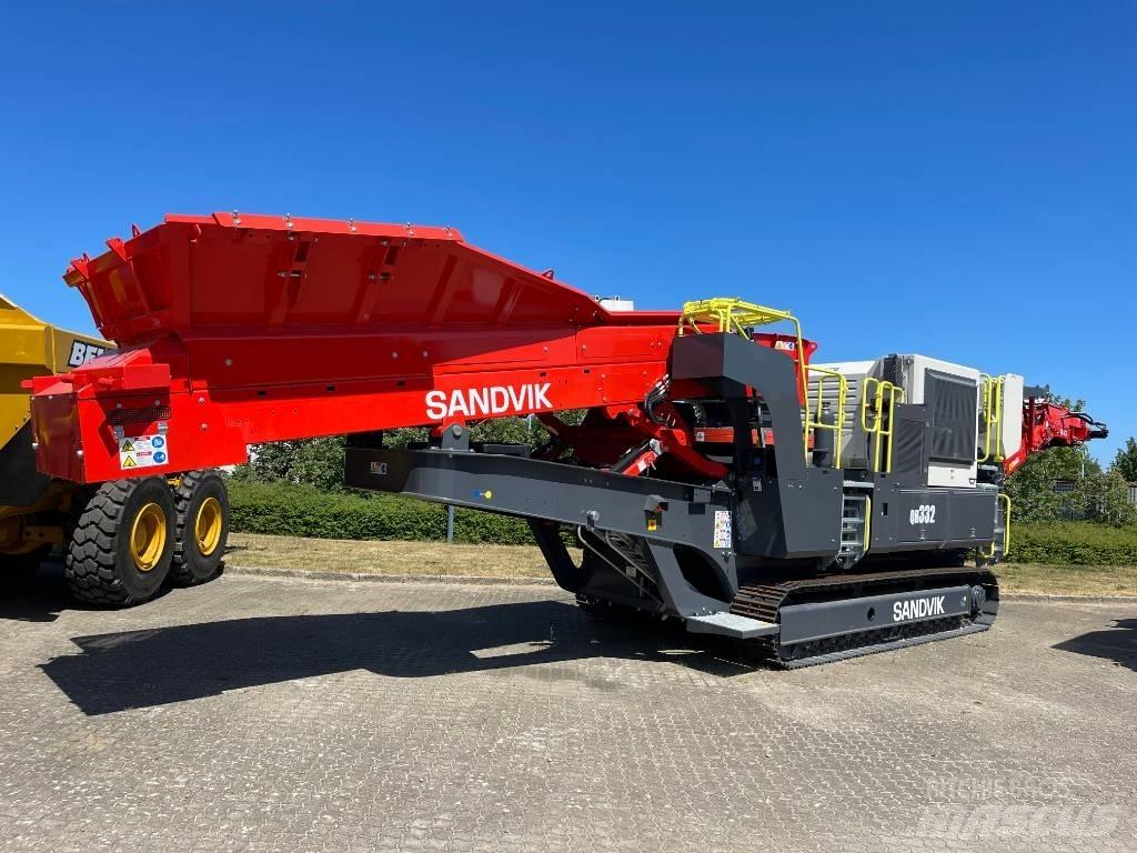 Sandvik QH 332 Frantoi mobili