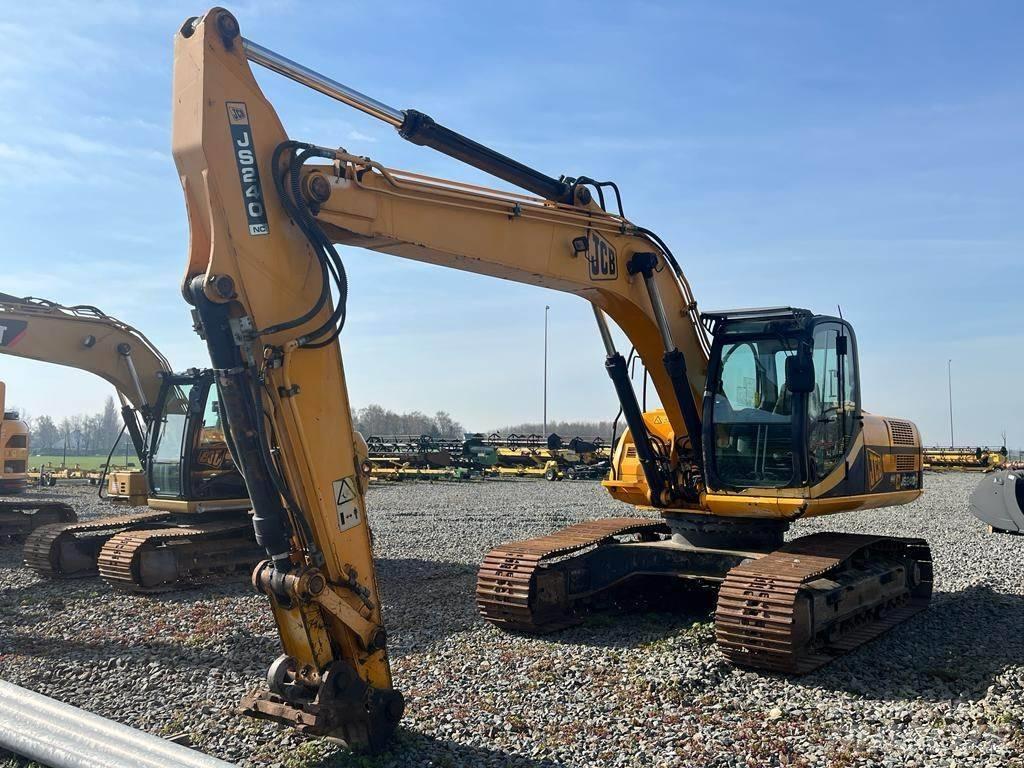 JCB 240NLC Escavatori cingolati