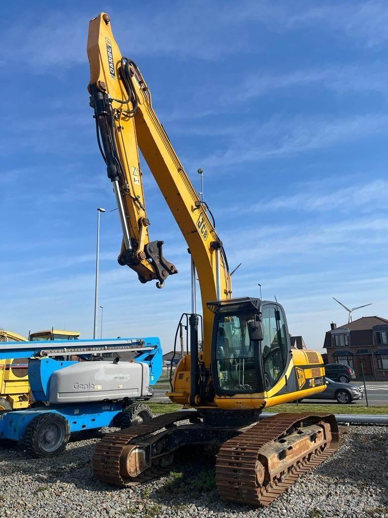 JCB 240NLC Escavatori cingolati