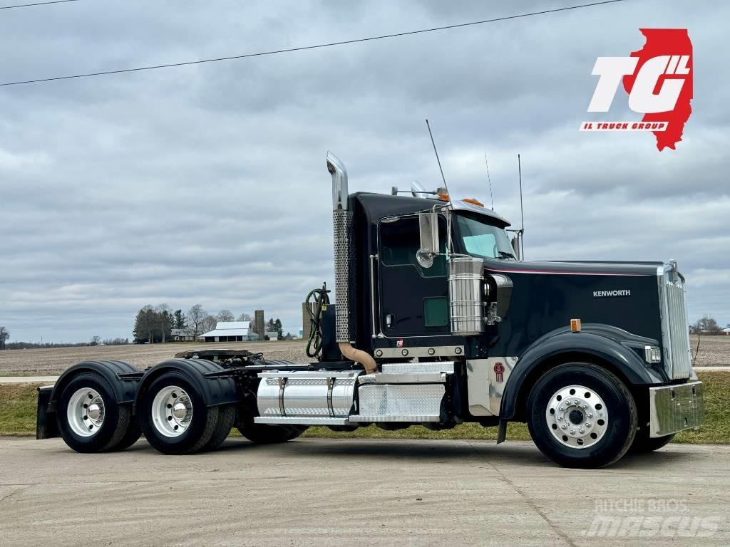 Kenworth W900 Motrici e Trattori Stradali