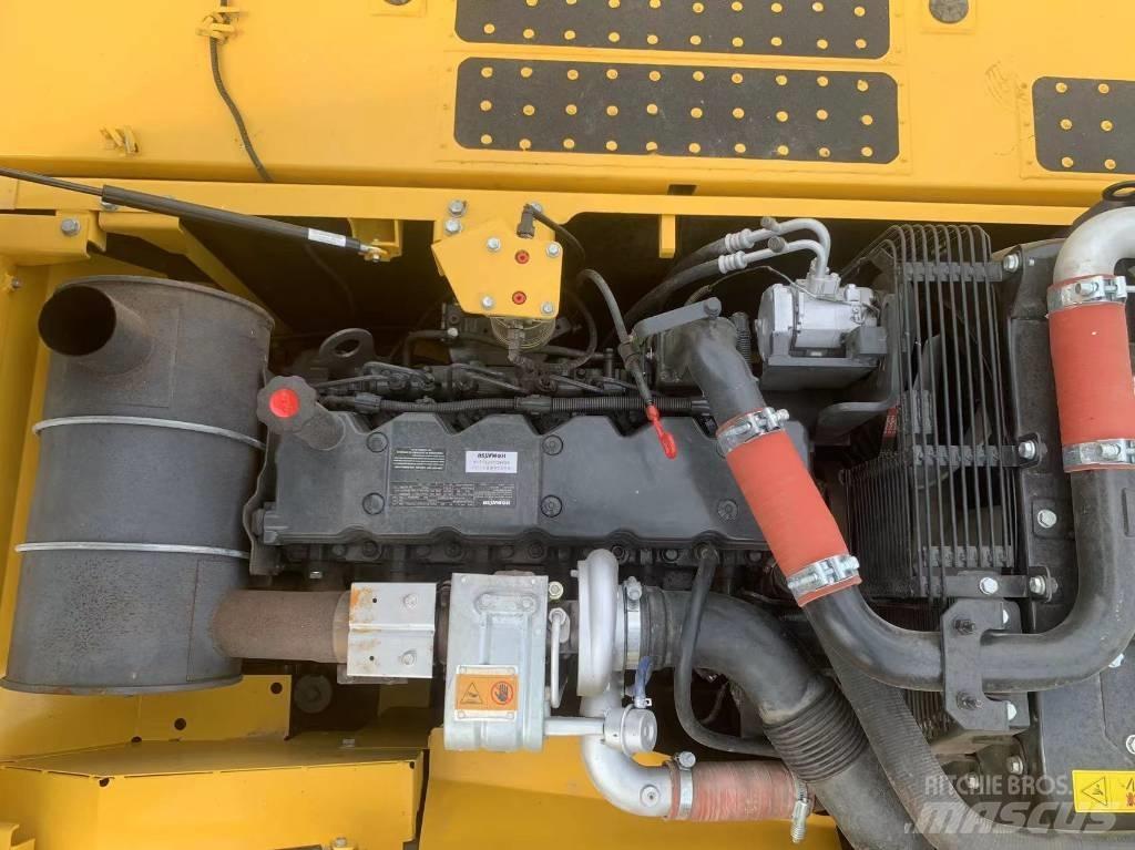 Komatsu PC 220-8 Escavatori cingolati