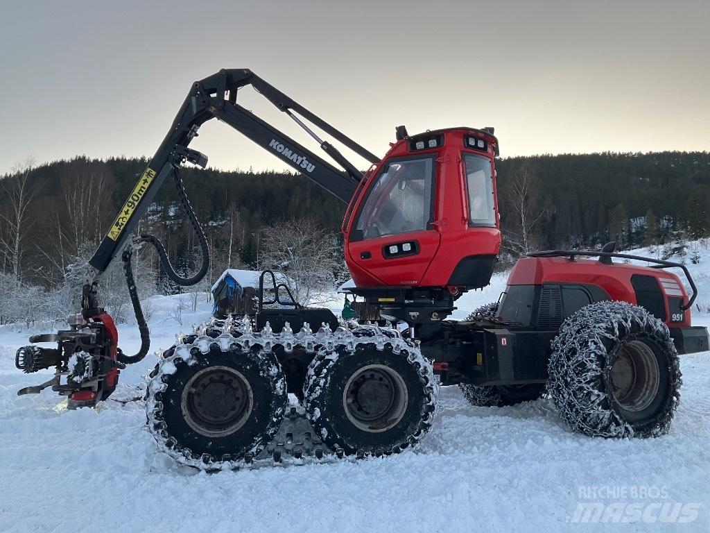 Komatsu 951 Abbattitrici, Disboscatrici
