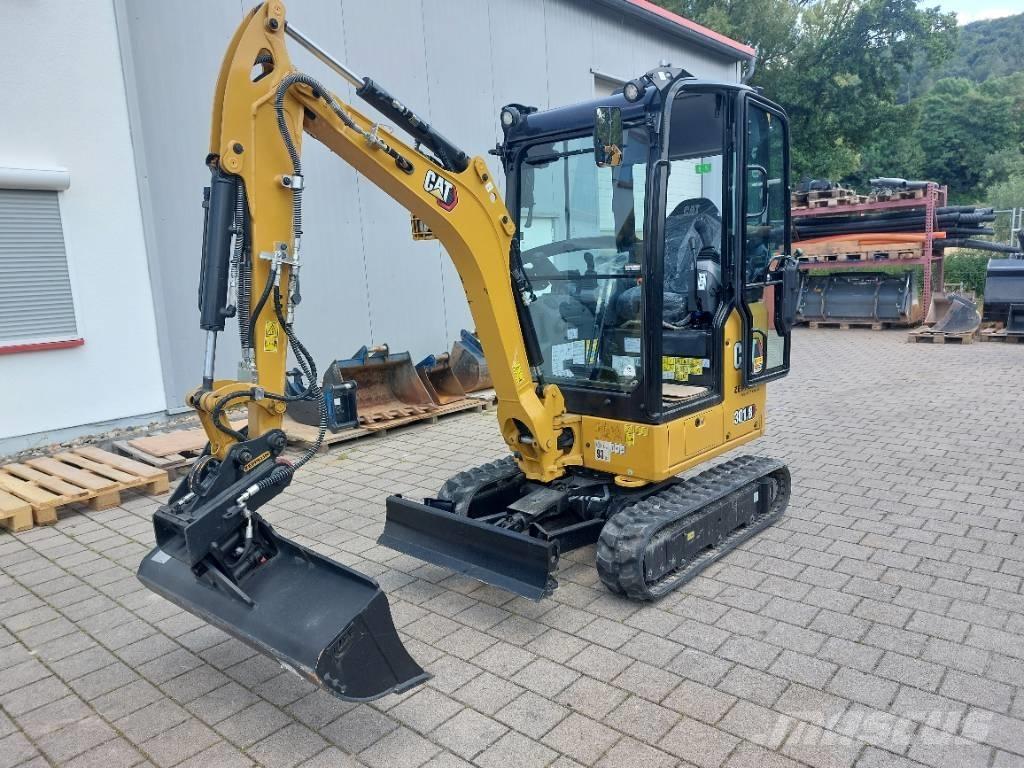 CAT 301.8 Miniescavatori