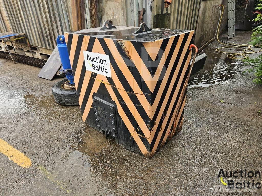  Crane overweight Zavorre anteriori