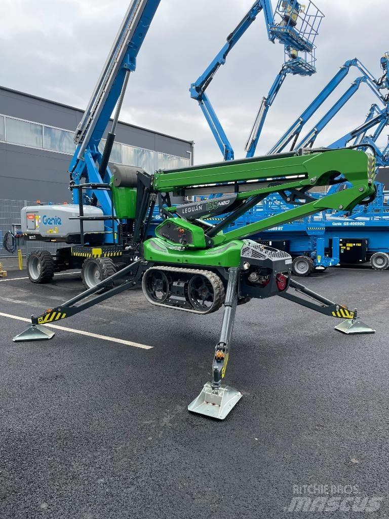 Leguan Leguan 135neo Piattaforme aeree su rimorchio