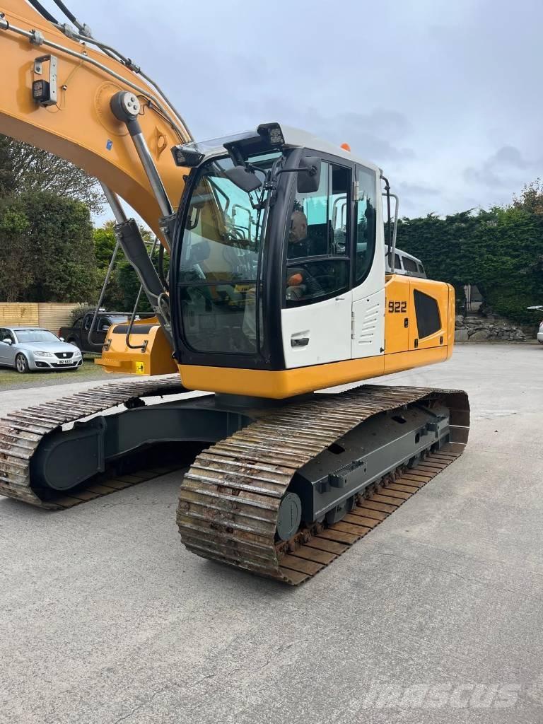 Liebherr R 922 Escavatori cingolati