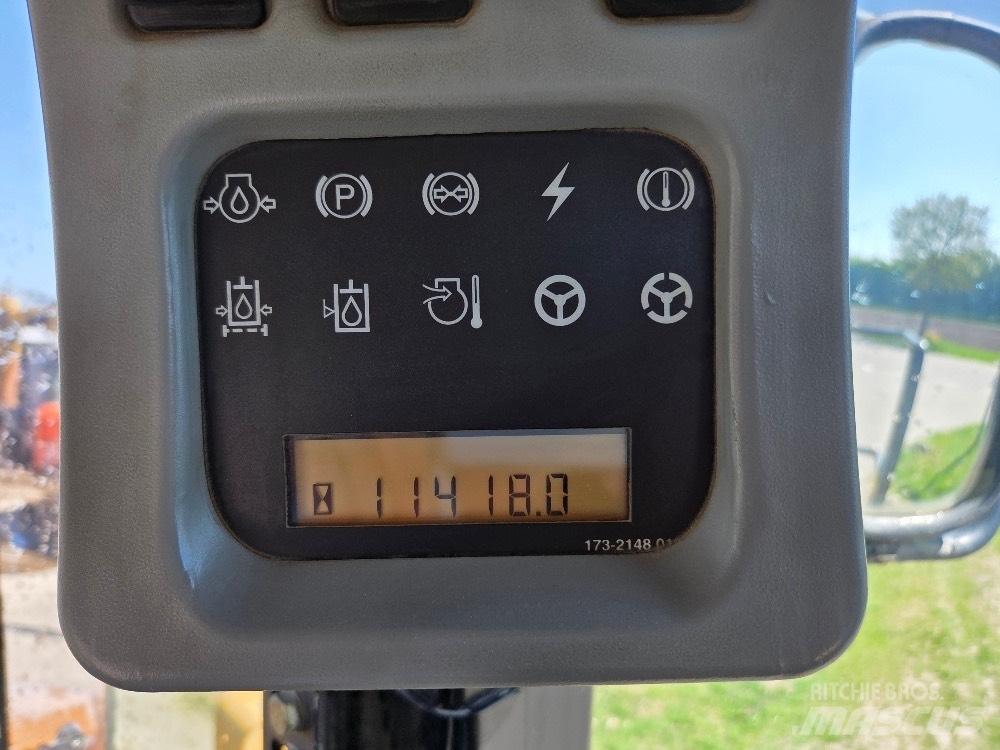 CAT 962H Pale gommate