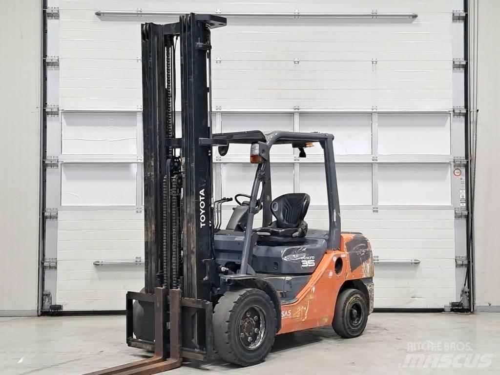 Toyota 02-8FDJF35 Carrelli elevatori diesel