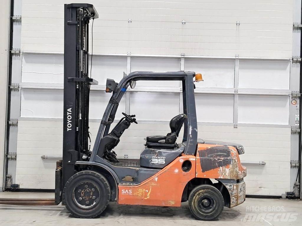 Toyota 02-8FDJF35 Carrelli elevatori diesel