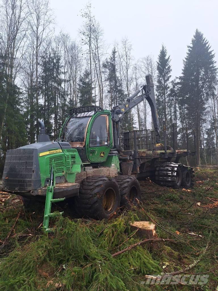 John Deere 1510G Forwarder