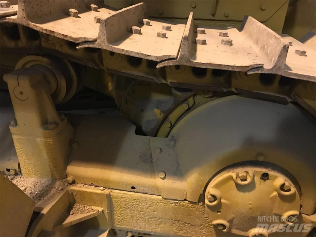 CAT D 6 C Posatubi cingolati