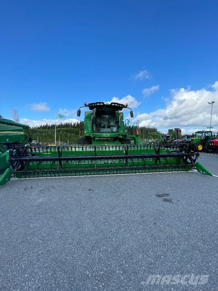 John Deere T 550 Mietitrebbiatrici