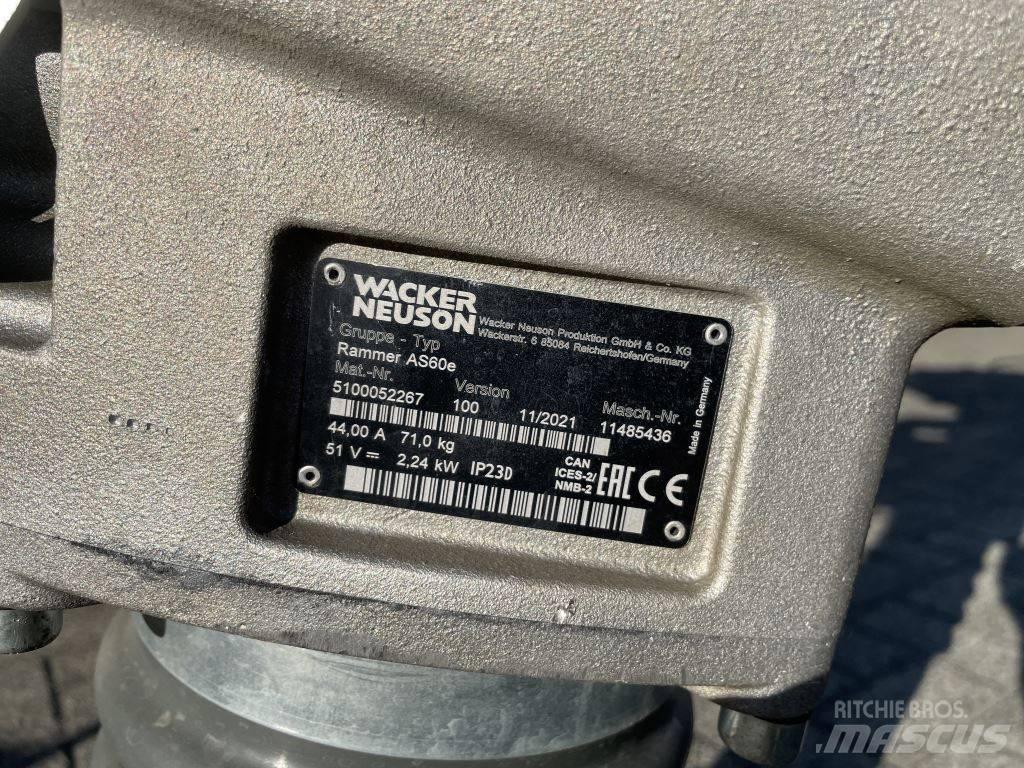 Wacker Neuson AS60e Vibrocostipatore verticale