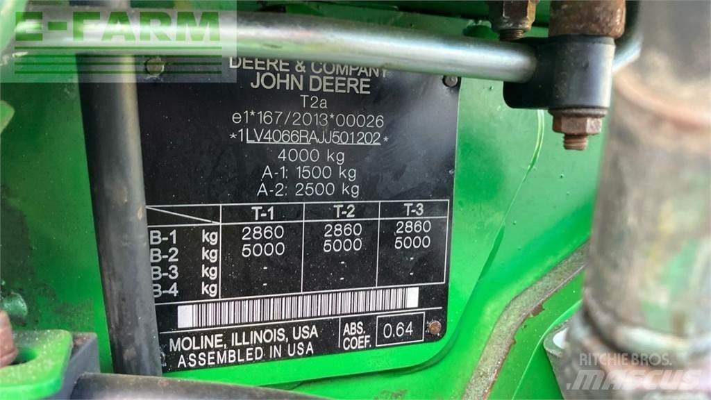 John Deere 4066R Trattori