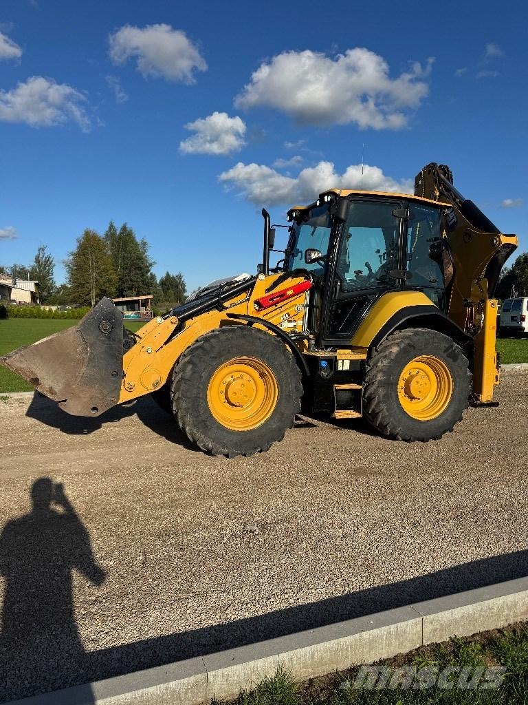 CAT 444 Terne