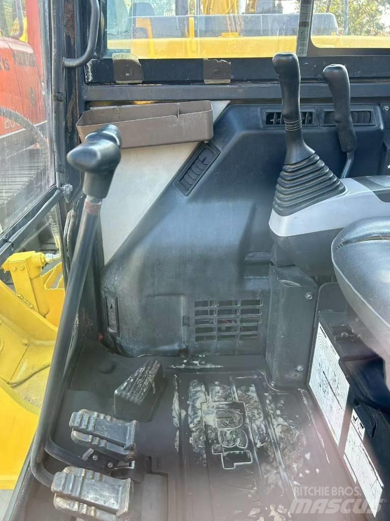 Komatsu PC 56 Escavatori cingolati