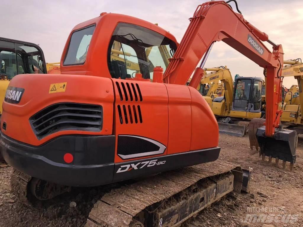 Doosan 75-9c Escavatori cingolati