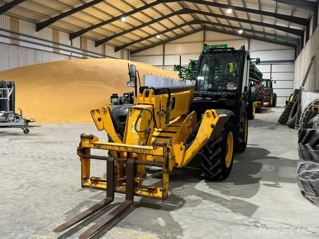 JCB 535-140 Sollevatori telescopici