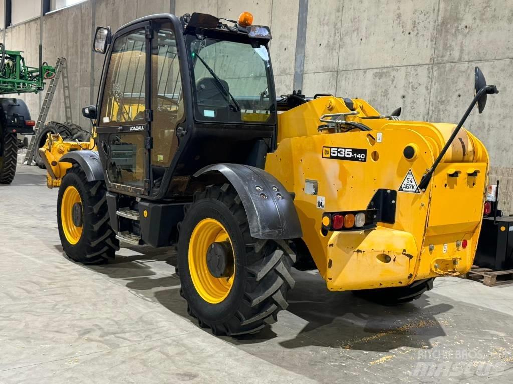 JCB 535-140 Sollevatori telescopici