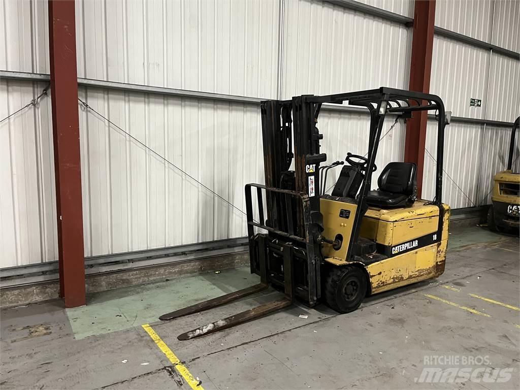 CAT EP18KT Carrelli elevatori elettrici