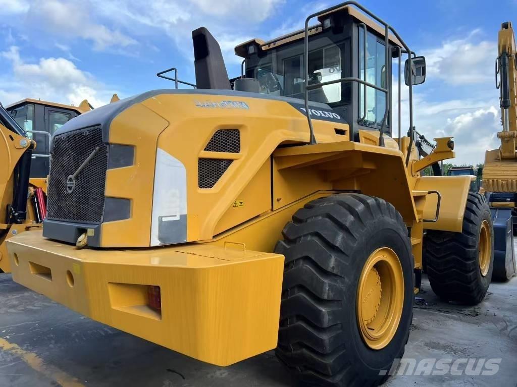 Volvo L 105 Pale gommate