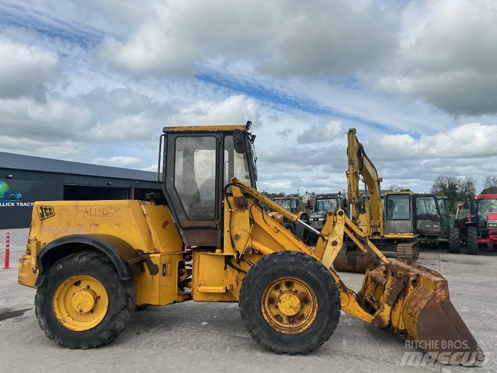 JCB 410 Pale gommate