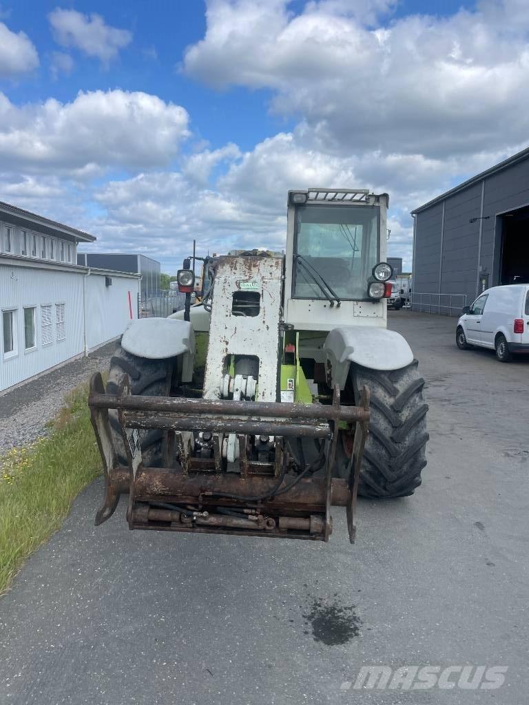 CLAAS Ranger 975 Sollevatori telescopici
