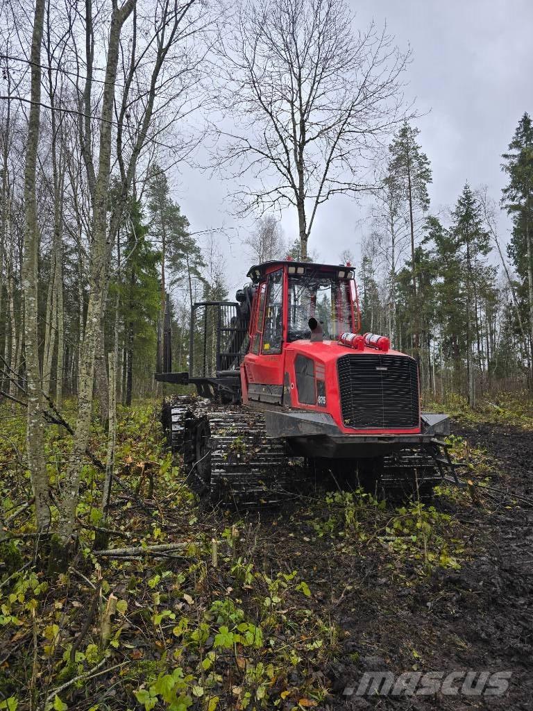 Komatsu 875 Forwarder