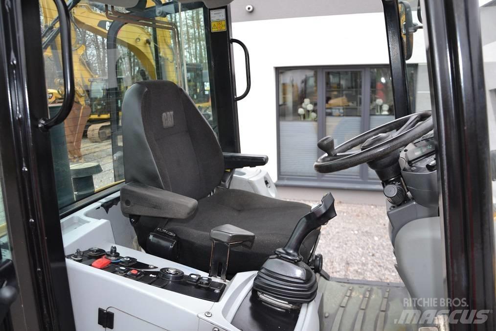CAT 908 H 2 Pale gommate