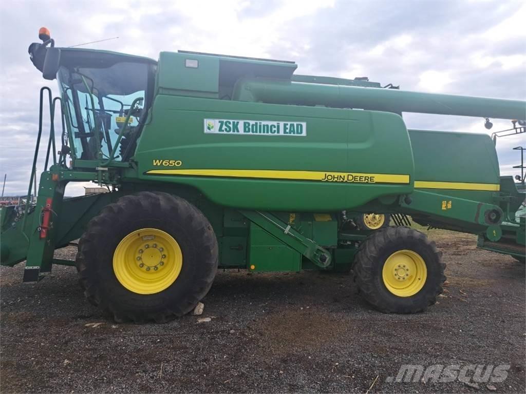 John Deere W650 Mietitrebbiatrici