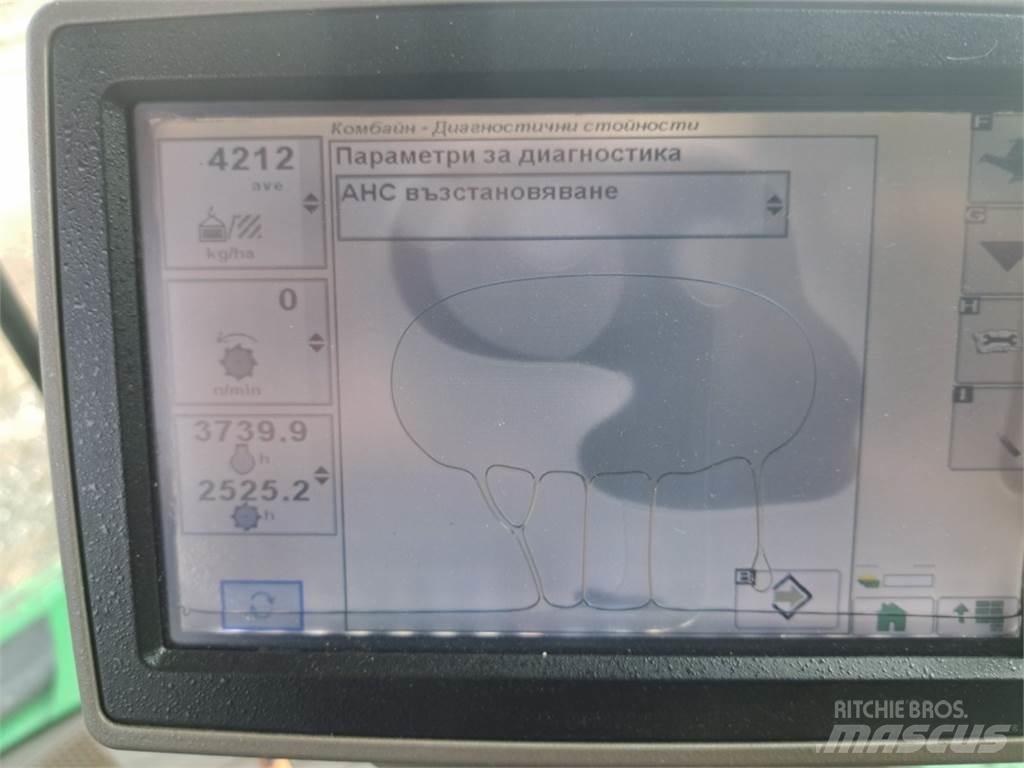 John Deere W650 Mietitrebbiatrici
