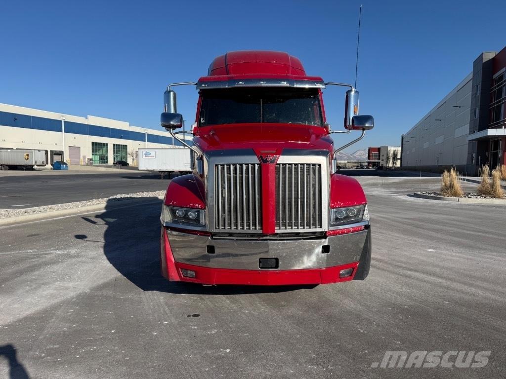 Western Star 5700 XE Motrici e Trattori Stradali