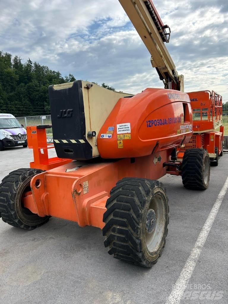 JLG 800 AJ Piattaforme a braccio articolato