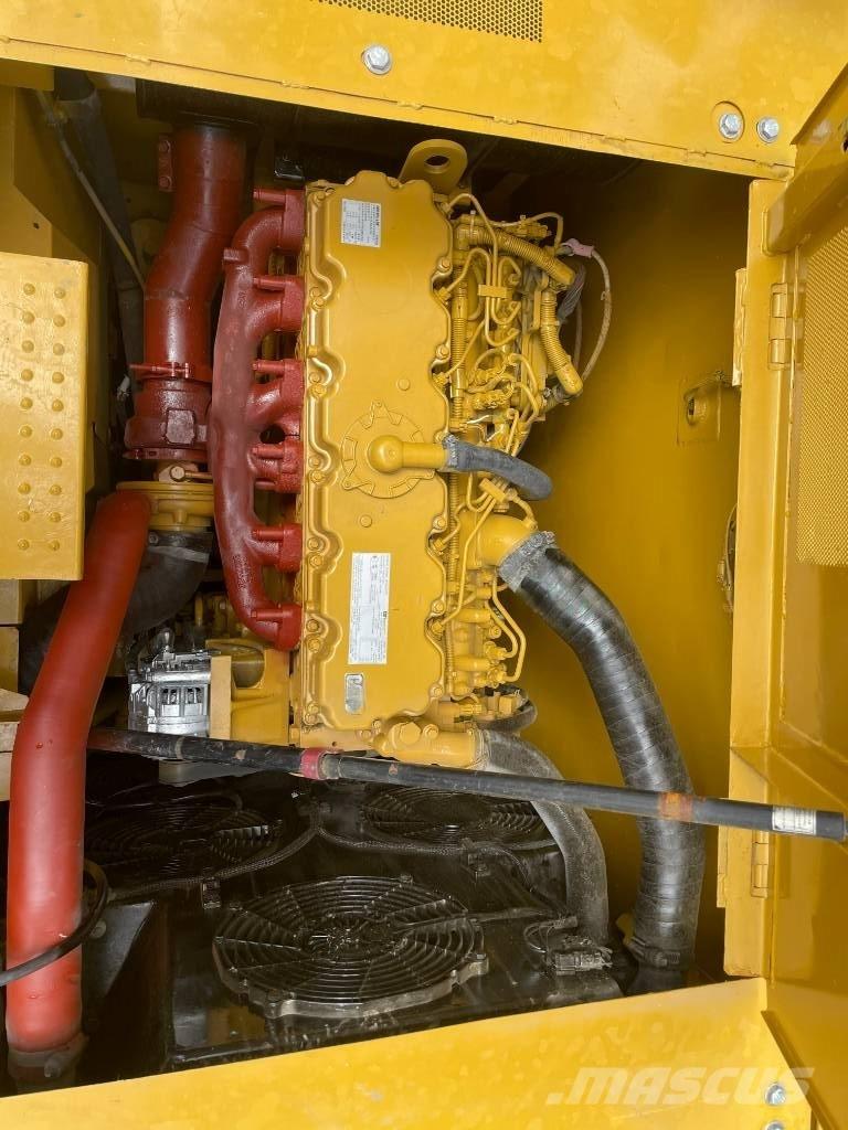 CAT CAT323 Escavatori medi 7t - 12t